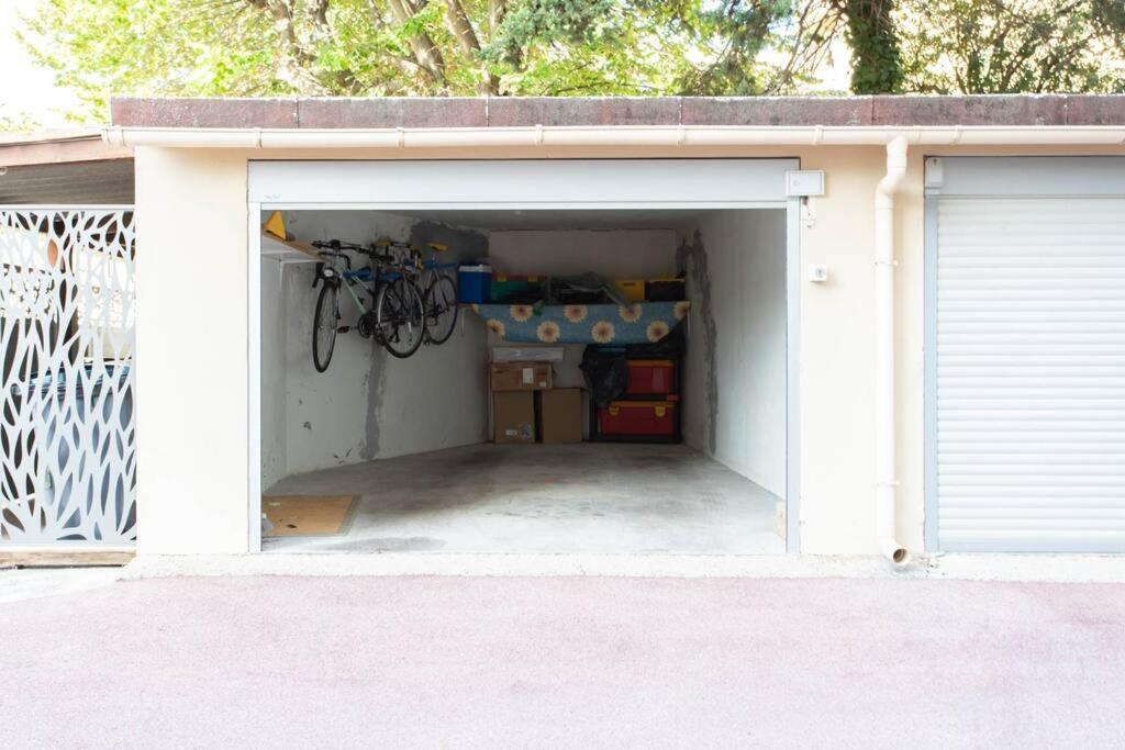 A6- 2 Bdr Incredible Sea View - Ac, Garage & Terrace Apartamento Antibes Exterior foto