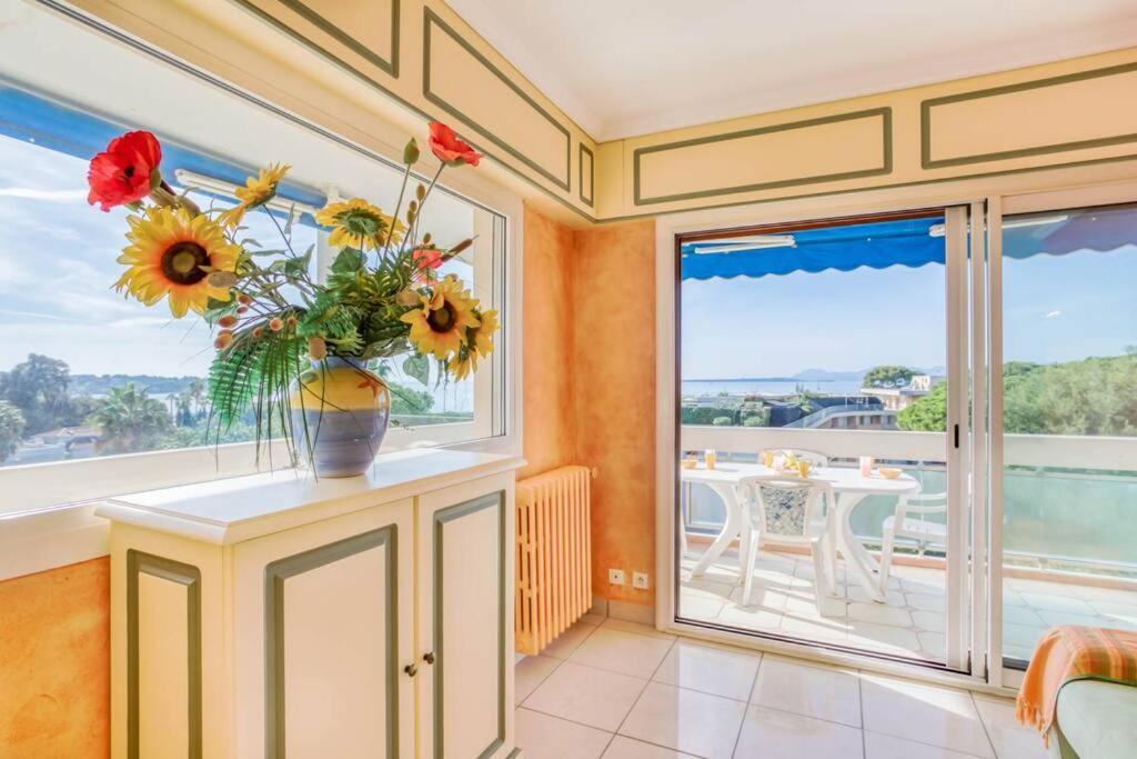 A6- 2 Bdr Incredible Sea View - Ac, Garage & Terrace Apartamento Antibes Exterior foto