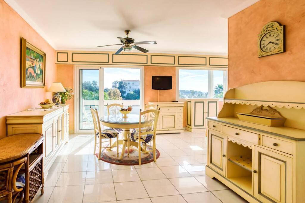 A6- 2 Bdr Incredible Sea View - Ac, Garage & Terrace Apartamento Antibes Exterior foto