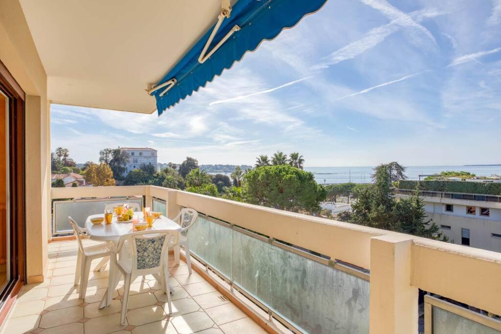 A6- 2 Bdr Incredible Sea View - Ac, Garage & Terrace Apartamento Antibes Exterior foto