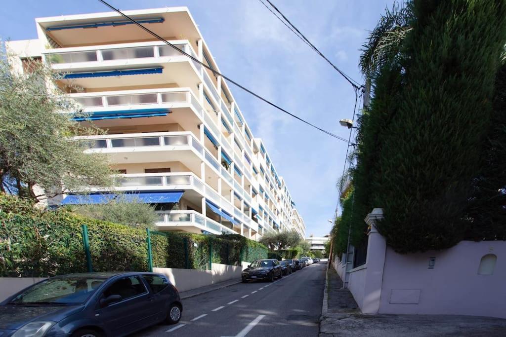 A6- 2 Bdr Incredible Sea View - Ac, Garage & Terrace Apartamento Antibes Exterior foto